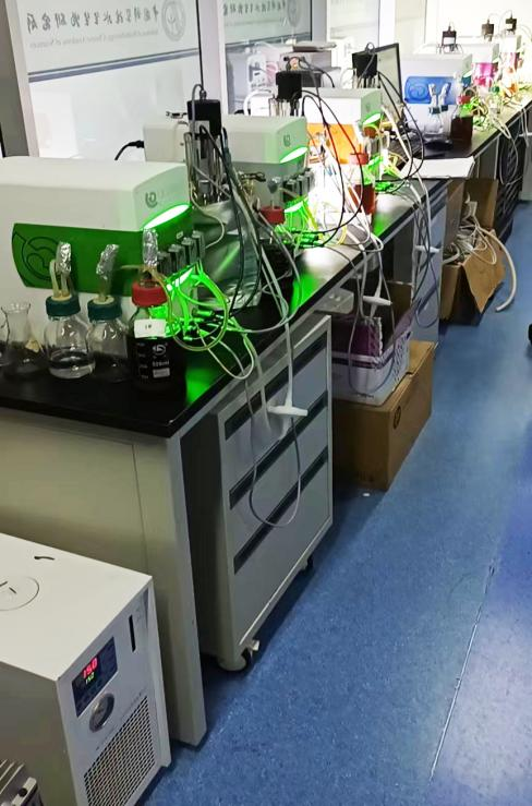 小型冷水機(jī)LX-300配套6臺發(fā)酵罐.png